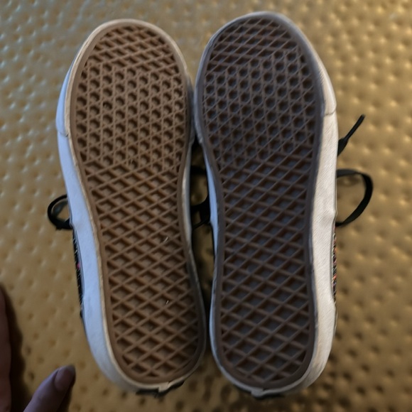 Confetti Party Vans - Picture 3 of 5